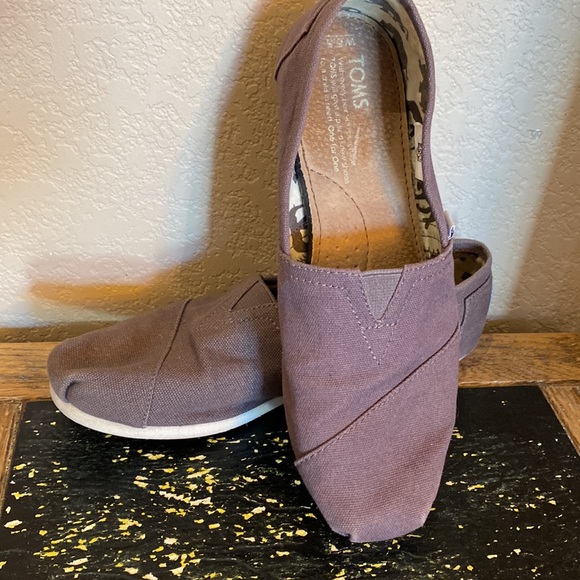 Toms slip on shoes - Picture 6 of 7